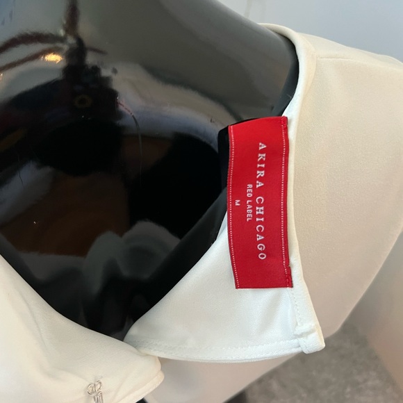 Akira off-white polyester long sleeve crop top - Picture 3 of 9